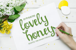 Lovely Honey Font: Elegant Script for Editorial Design
